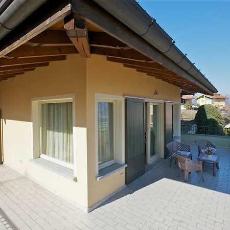 Angela Apartment Stresa