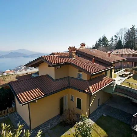 Angela Apartment Stresa