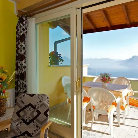 Angela Apartment Stresa